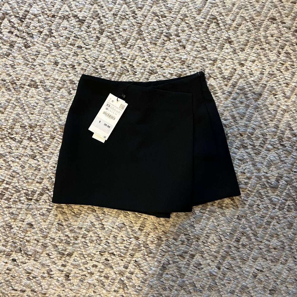 Zara Skort